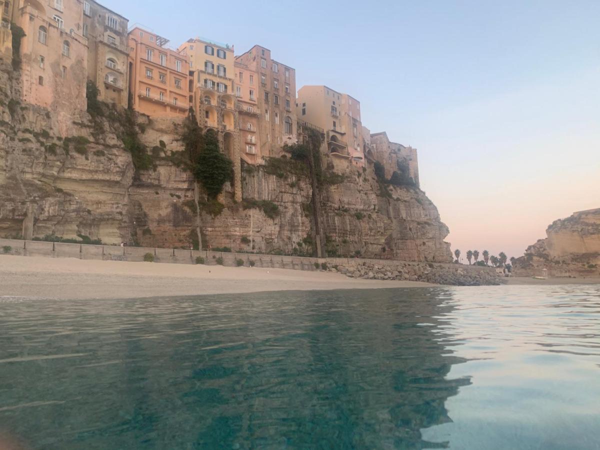 La Piazza Beb Bed & Breakfast Tropea Eksteriør bilde