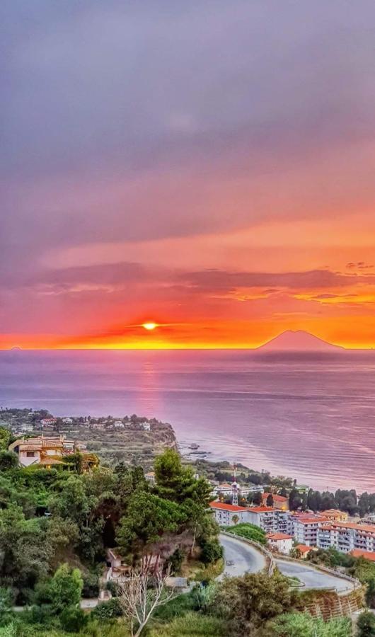 La Piazza Beb Bed & Breakfast Tropea Eksteriør bilde