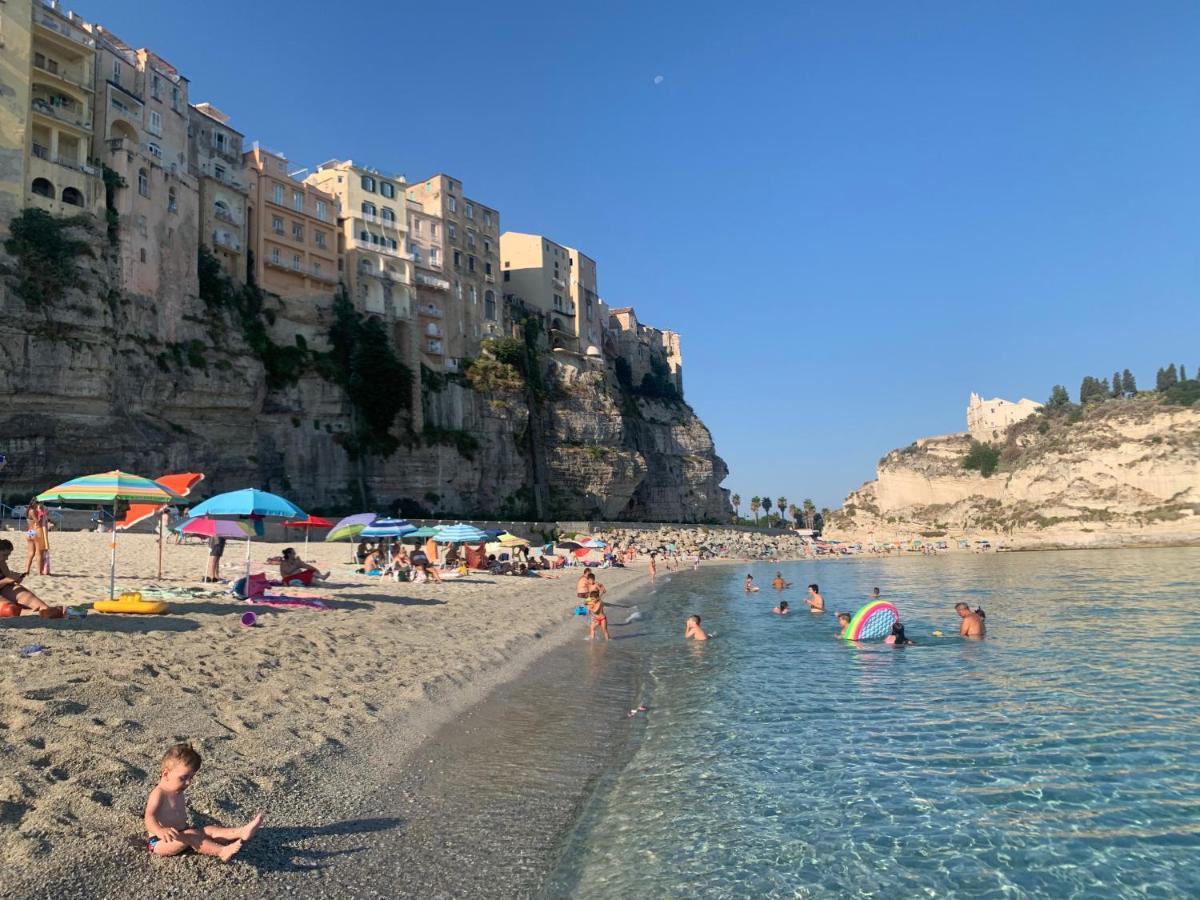 La Piazza Beb Bed & Breakfast Tropea Eksteriør bilde