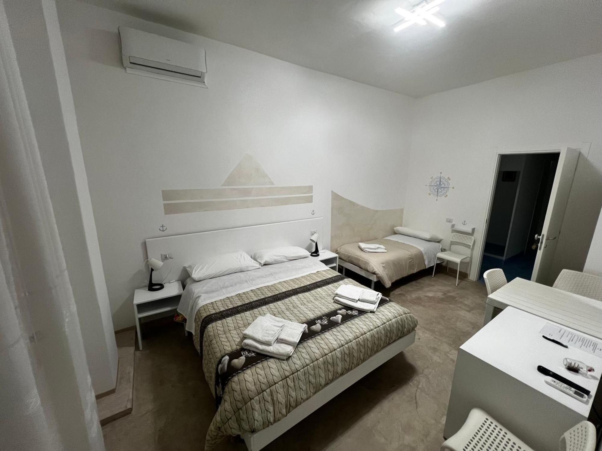 La Piazza Beb Bed & Breakfast Tropea Eksteriør bilde
